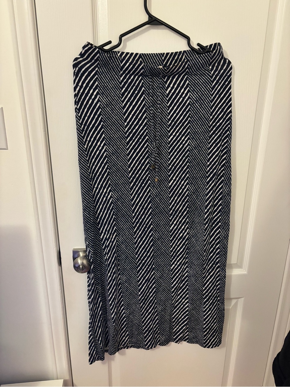 MICHAEL Michael Kors Black and White Chevron Maxi Skirt
